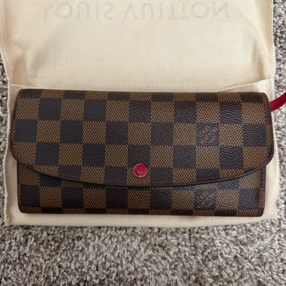 Louis Vuitton Emilie Wallet